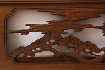 ビンテージ建具　鷹松図　風情のある和空間を演出する欄間(明かり取り、明り取り)(R-041207)