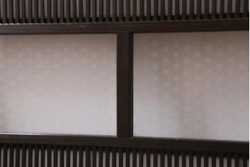 アンティーク建具　古建具リメイク　裏障子付き　当店オリジナルガラス　格子戸をリメイクしたパーテーション(衝立、つい立て、仕切り)(R-041223)