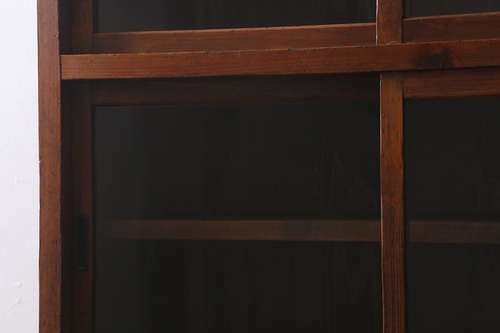 和製アンティーク家具　昭和初期　ヒノキ材　古い木のレトロな重ね戸棚(収納棚、食器棚、キャビネット)(R-041225)
