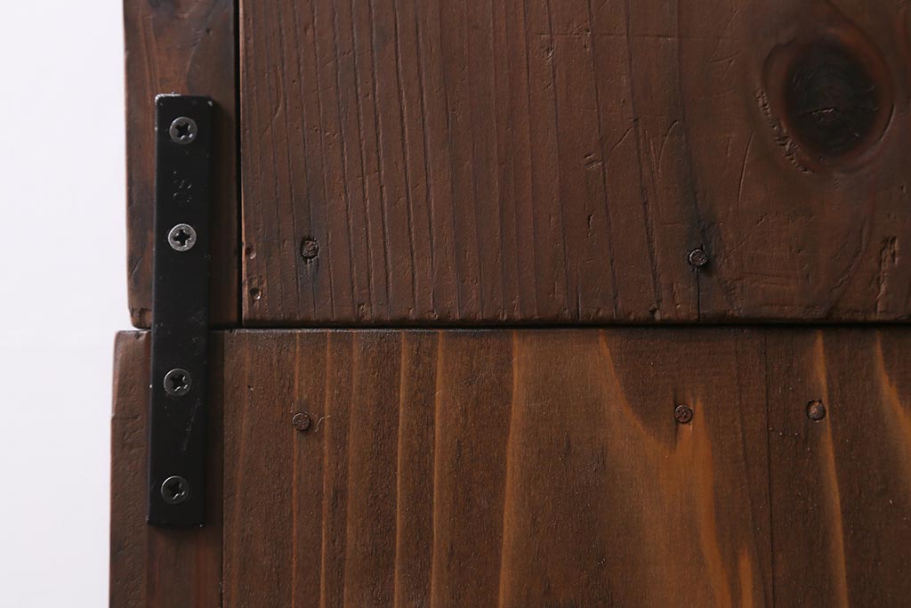 和製アンティーク家具　昭和初期　ヒノキ材　古い木のレトロな重ね戸棚(収納棚、食器棚、キャビネット)(R-041225)