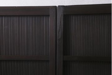 アンティーク建具　和製アンティーク　当店オリジナルガラス　昭和初期　整然と並ぶ格子が繊細な万本格子戸2枚セット(引き戸、建具)(R-041229)