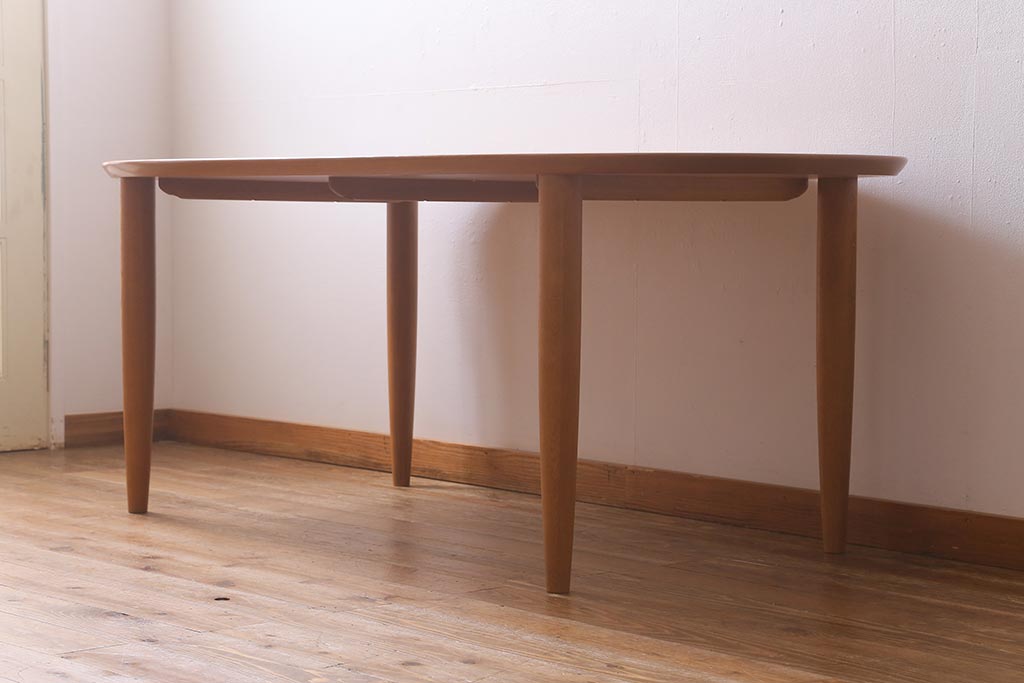 中古　日進木工　WHITEWOODシリーズ　オーバル型　温かみのある木の風合いが魅力のダイニングテーブル(定価約20万円)(6人掛け)(R-041231)