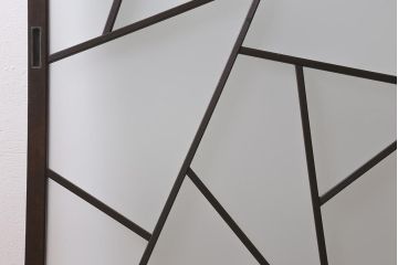 アンティーク建具　激レア!　昭和初期　すりガラス　凝ったデザインが目を引く美しいガラス戸1枚(建具、窓、引き戸)(R-041237)