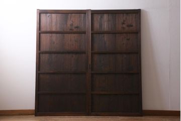 アンティーク建具　和製アンティーク　昭和初期　存在感のある佇まいが魅力の板戸2枚セット(建具、引き戸)(R-041238)