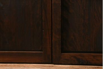 アンティーク建具　和製アンティーク　昭和初期　存在感のある佇まいが魅力の板戸2枚セット(建具、引き戸)(R-041238)