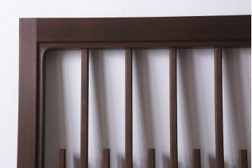 レトロ建具　昭和中期　和製アンティーク　ヒノキ材　上品な佇まいの格子戸2枚セット(建具、引き戸、玄関戸)(R-041239)注・こちらの商品はガラスは入っていません。