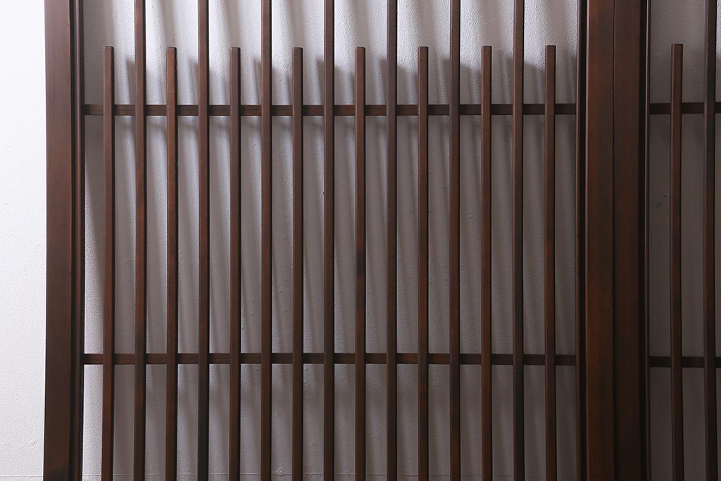 レトロ建具　昭和中期　和製アンティーク　ヒノキ材　上品な佇まいの格子戸2枚セット(建具、引き戸、玄関戸)(R-041239)注・こちらの商品はガラスは入っていません。