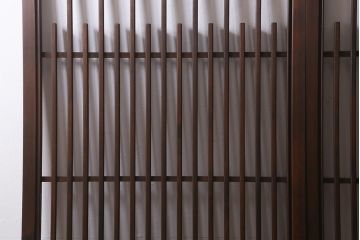 レトロ建具　昭和中期　和製アンティーク　ヒノキ材　上品な佇まいの格子戸2枚セット(建具、引き戸、玄関戸)(R-041239)注・こちらの商品はガラスは入っていません。