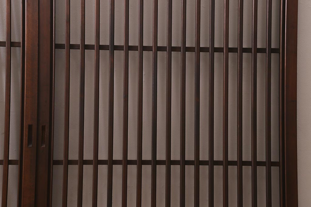 レトロ建具　昭和中期　和製アンティーク　ヒノキ材　上品な佇まいの格子戸2枚セット(建具、引き戸、玄関戸)(R-041239)注・こちらの商品はガラスは入っていません。