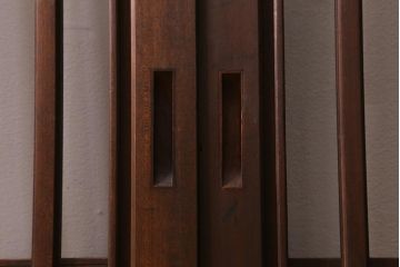 レトロ建具　昭和中期　和製アンティーク　ヒノキ材　上品な佇まいの格子戸2枚セット(建具、引き戸、玄関戸)(R-041239)注・こちらの商品はガラスは入っていません。