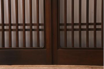 レトロ建具　昭和中期　和製アンティーク　ヒノキ材　上品な佇まいの格子戸2枚セット(建具、引き戸、玄関戸)(R-041239)注・こちらの商品はガラスは入っていません。