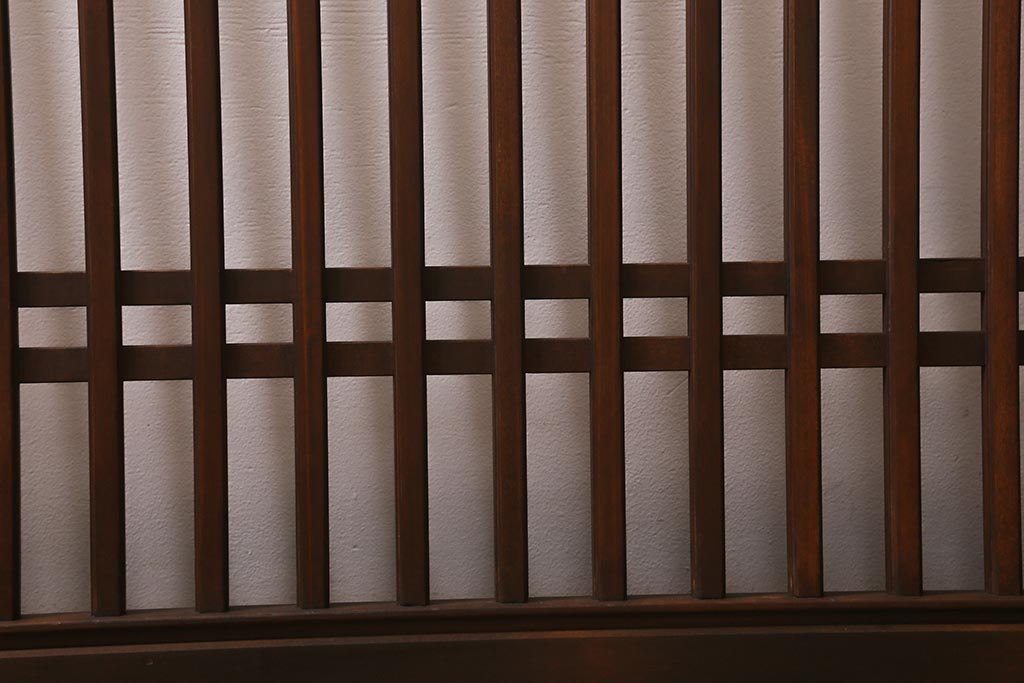 レトロ建具　昭和中期　和製アンティーク　ヒノキ材　上品な佇まいの格子戸2枚セット(建具、引き戸、玄関戸)(R-041239)注・こちらの商品はガラスは入っていません。