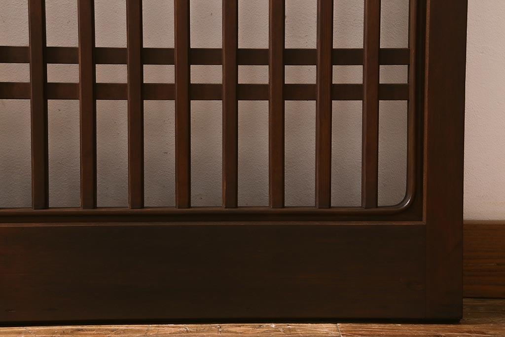 レトロ建具　昭和中期　和製アンティーク　ヒノキ材　上品な佇まいの格子戸2枚セット(建具、引き戸、玄関戸)(R-041239)注・こちらの商品はガラスは入っていません。