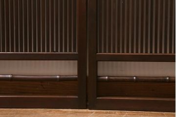 アンティーク建具　昭和中期　上手物　竹の装飾が目を引く風情漂う格子戸4枚セット(引き戸)(R-041240)