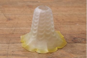 ヴィンテージ照明　フランスビンテージ　イエローがかわいい小振りなペンダントライト(天井照明、シェード、吊り下げ照明)(R-041257)