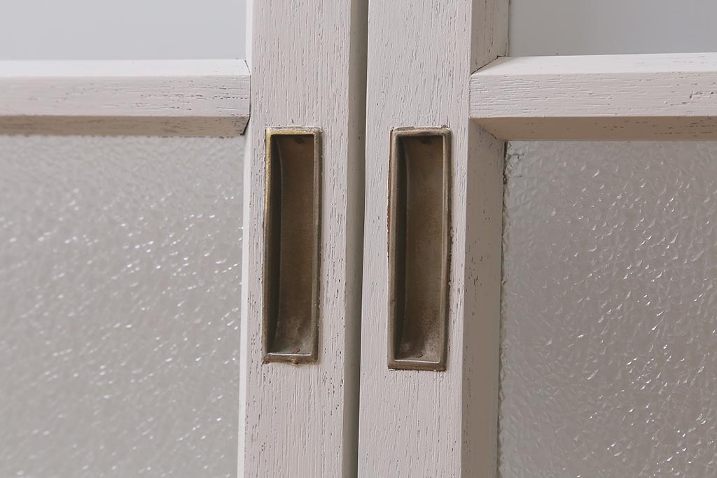 ヴィンテージ建具　レトロ　ダイヤガラス・すりガラス　清潔感漂うホワイトペイントのガラス戸2枚セット　(R-041266)