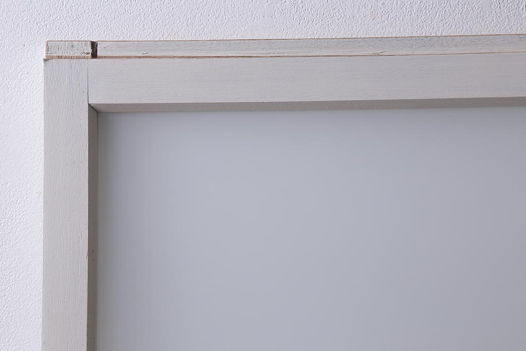 ヴィンテージ建具　レトロ　ダイヤガラス・すりガラス　清潔感漂うホワイトペイントのガラス戸2枚セット　(R-041266)