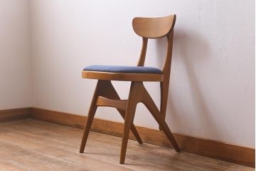 ビンテージ家具　オールドマルニ　maruni(マルニ木工)　小振りで可愛らしいデルタチェア(椅子、チェア、ダイニングチェア)(R-041267)