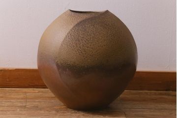 アンティーク雑貨　備前焼　山下譲治作　扁壷(花器)(R-041279)