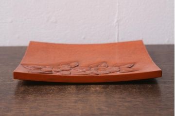 アンティーク雑貨　鎌倉彫　椿　角盆(木製角皿、漆器)(R-041285)