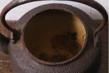 アンティーク雑貨　明治大正期　古い長命富貴蓋鉄瓶(銅蓋)(R-041292)