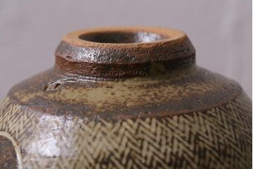 益子焼　人間国宝　島岡達三作　地釉象嵌縄文茶碗(和食器)(R-041295)