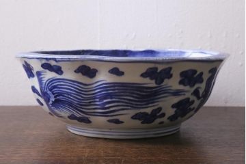 アンティーク雑貨　明治期　染付　べろ藍　草花文　特大深鉢(和食器、深皿)(R-041299)