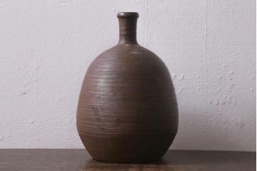 アンティーク雑貨　明治期　備前焼　輪線文　船徳利(とっくり、花瓶、花器)(R-041300)