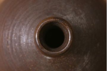 アンティーク雑貨　明治期　備前焼　輪線文　船徳利(とっくり、花瓶、花器)(R-041300)