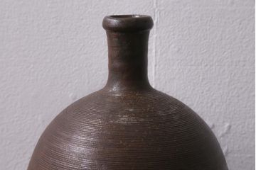 アンティーク雑貨　明治期　備前焼　輪線文　船徳利(とっくり、花瓶、花器)(R-041300)