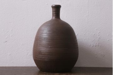 アンティーク雑貨　明治期　備前焼　輪線文　船徳利(とっくり、花瓶、花器)(R-041300)
