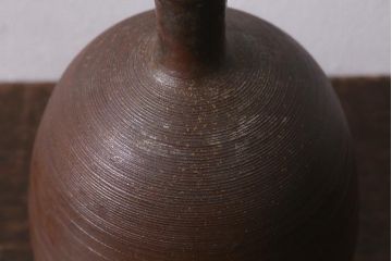 アンティーク雑貨　明治期　備前焼　輪線文　船徳利(とっくり、花瓶、花器)(R-041300)