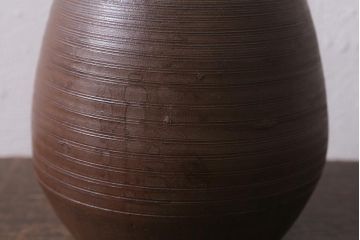 アンティーク雑貨　明治期　備前焼　輪線文　船徳利(とっくり、花瓶、花器)(R-041300)