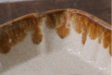 アンティーク雑貨　江戸明治期　時代物　古い美濃焼　変形皿(角皿、和食器)(R-041303)