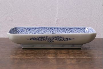 アンティーク雑貨　江戸期　古伊万里　冨貴長春　蛸唐草文長皿(和食器)(R-041306)