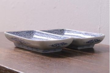 アンティーク雑貨　江戸期　古伊万里　冨貴長春　蛸唐草文長皿2枚セット(和食器)(R-041307)