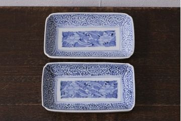 アンティーク雑貨　江戸期　古伊万里　冨貴長春　蛸唐草文長皿2枚セット(和食器)(R-041308)