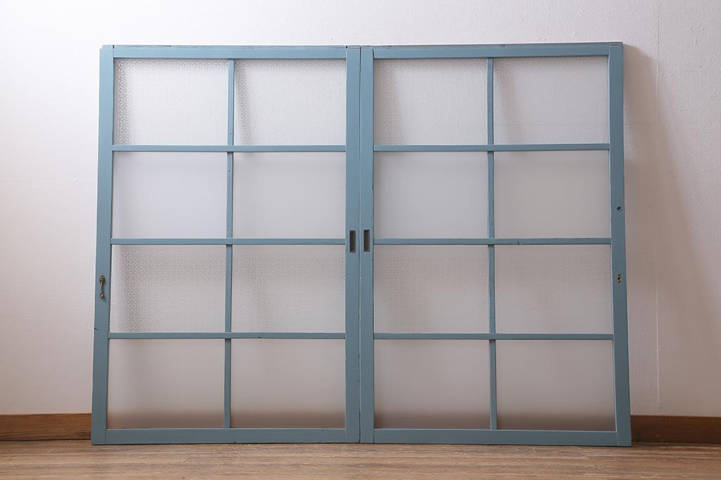 アンティーク建具　昭和初期　当店オリジナルガラス・花菱模様　レトロなブルーペイントのガラス窓2枚セット(ガラス戸、引き戸、建具)(R-041319)