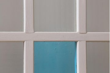 アンティーク建具　昭和中期　ペイント　色ガラス・銀モールガラス　爽やかなカラーが目を引くガラス戸2枚セット(引き戸、建具)(R-041320)