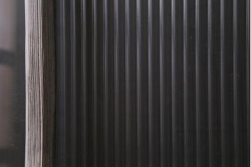 アンティーク建具　昭和初期　ペイント　色ガラス・モールガラス　色ガラスがレトロなガラス戸2枚セット(引き戸、建具)(R-041321)