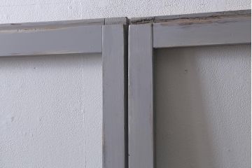アンティーク建具　昭和初期　ペイント　色ガラス・モールガラス　色ガラスがレトロなガラス戸2枚セット(引き戸、建具)(R-041321)