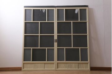 アンティーク建具　昭和初期　当店オリジナルガラス　花菱模様　ナチュラルスタイルの空間におすすめなガラス戸2枚セット(引き戸、建具)(R-041322)