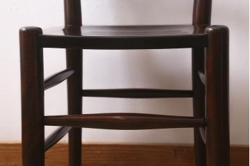 中古　松本民芸家具　シックで上品な佇まいが魅力のラダーバックチェア(ダイニングチェア、椅子)(R-041324)