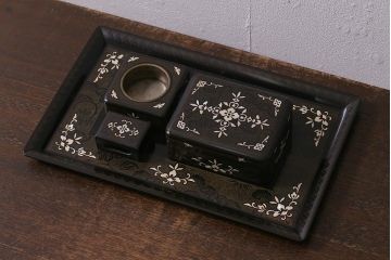 アンティーク雑貨　骨董　古美術　螺鈿細工　たばこ盆セット(煙草盆、灰皿、ケース、トレー)(R-041335)