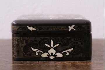 アンティーク雑貨　骨董　古美術　螺鈿細工　たばこ盆セット(煙草盆、灰皿、ケース、トレー)(R-041335)