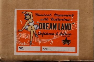 ヴィンテージ雑貨　箱付き　PASSED JGIA　アンバーガラスのデキャンタとショットグラスのセット(酒器、オルゴール、ビンテージ)(R-041336)