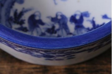 アンティーク雑貨　大正期　松に唐子文　染付深皿(鉢、和食器)(R-041337)