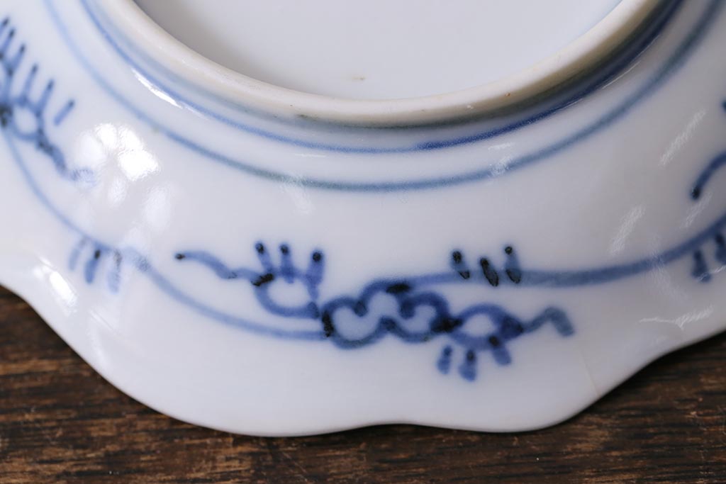 アンティーク雑貨　古民具・骨董　江戸明治期　伊万里焼　染付魚文　小皿2枚(R-041340)