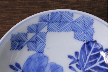 アンティーク雑貨　骨董　幕末明治　伊万里焼　五三桐文　染付小皿4枚セット(和食器)(R-041342)
