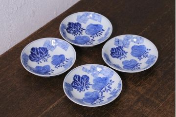 アンティーク雑貨　骨董　幕末明治　伊万里焼　五三桐文　染付小皿4枚セット(和食器)(R-041343)